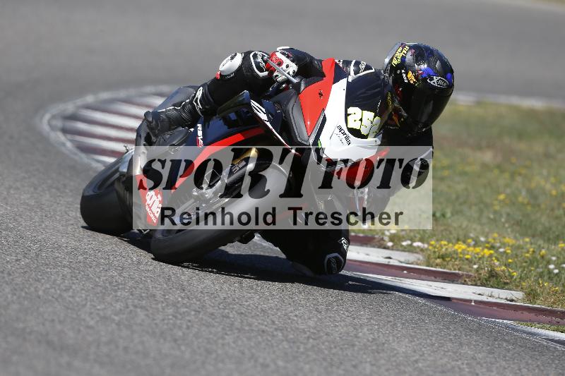 /36 08.08.2026  Pluess Motosport ADR/Freies Fahren/252